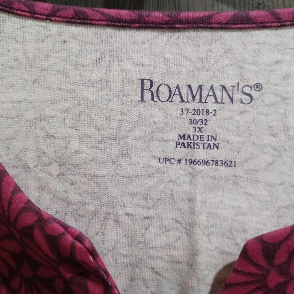 Roaman's Women Tops - Red and Blue Floral - Picture 6 of 6